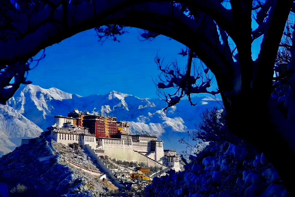 TIBET — Menelusuri Keajaiban Negeri Atap Dunia (Oktober 2025)